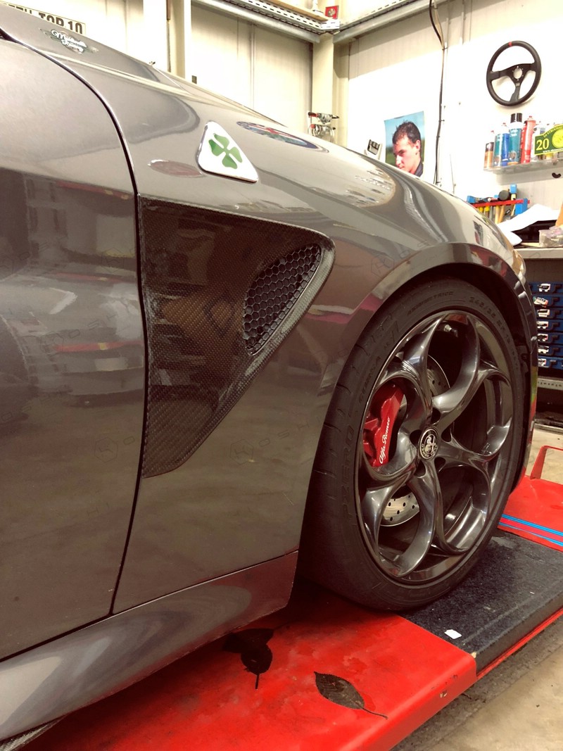 Koshi Carbon Fender Grill Frame