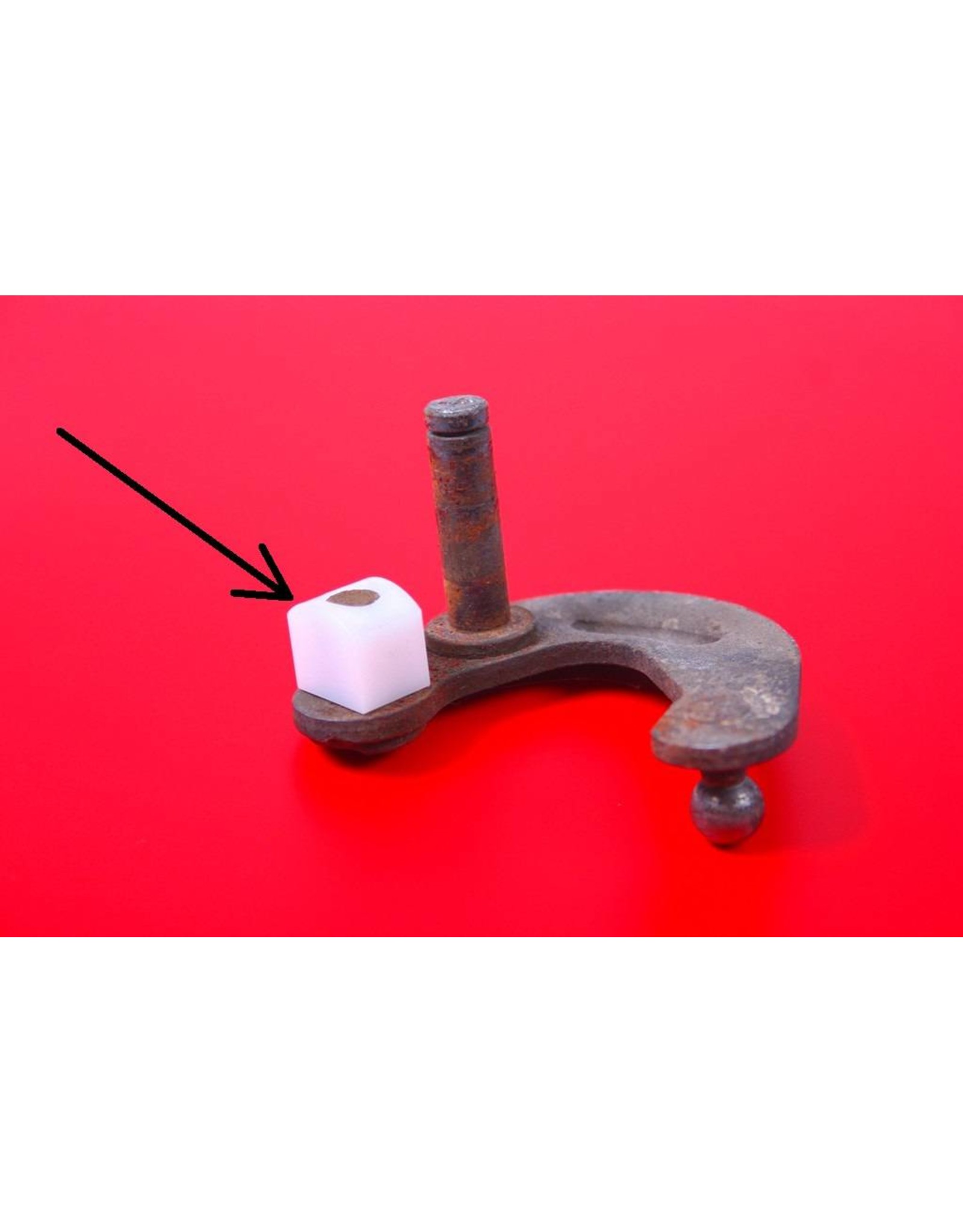 f23-nylon-shift-bushing-to-remove-slobby-gear-leav4 4H-Tech Shift bushing