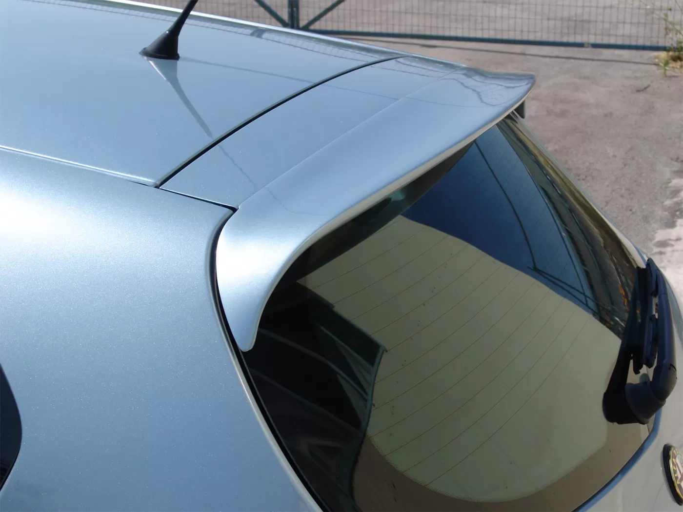 Motordrome Roof Spoiler