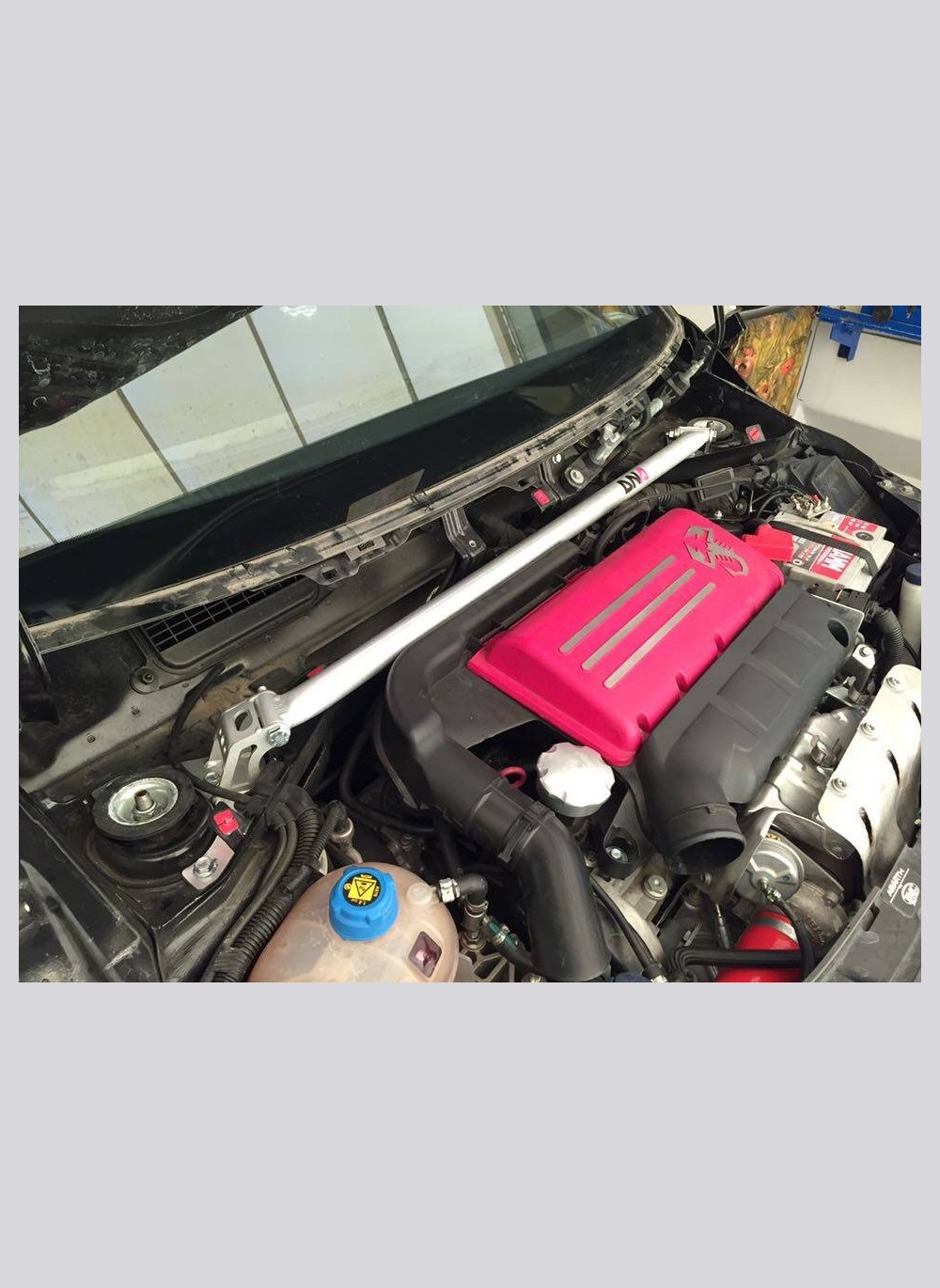 PC0001-004 DNA Racing Front Strut Bar Kit