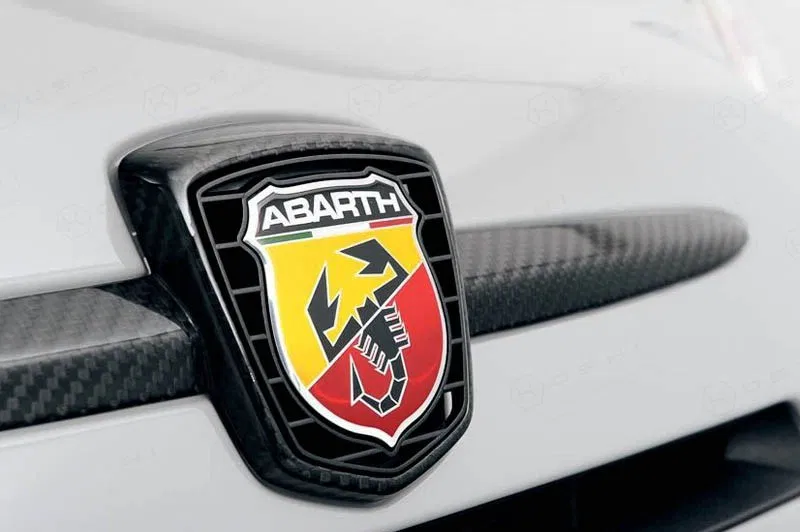 Koshi Carbon Front Logo Intake Cover