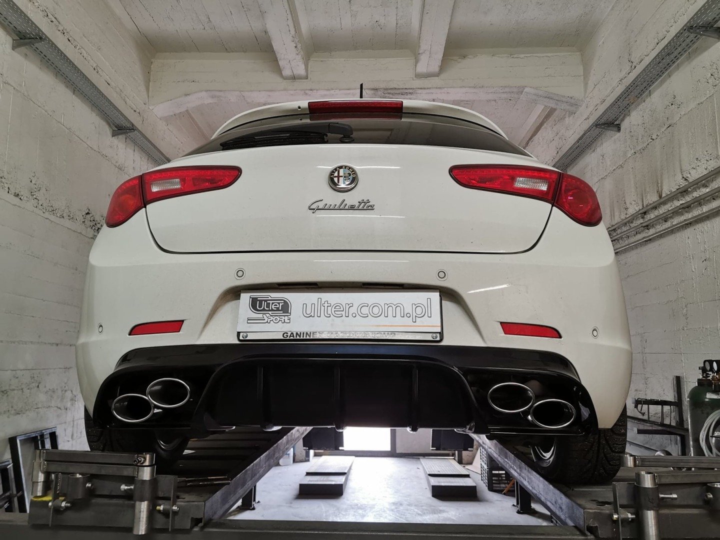 Ulter Sport Duplex-rear silencer 2x 120x80mm oval + Diffusor Ulter Sport Duplex-rear silencer 2x 120x80mm oval + Diffusor