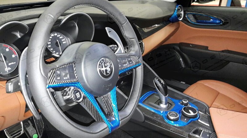 Black-Blue-carbon-fiber-Alfa-Romeo-Giulia-Stelvio-steering-wheel-SKU-ARGL-05CB-3 Koshi Carbon Mittelkonsolenverkleidung