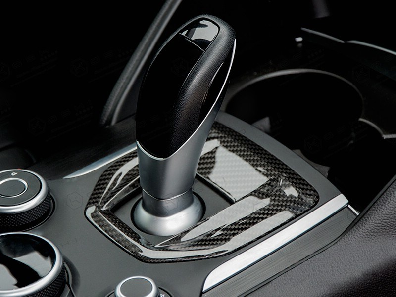 Carbon-Fiber-Giulia-Automathic-GEAR-frame Koshi Carbon Schaltkulisse Automatik