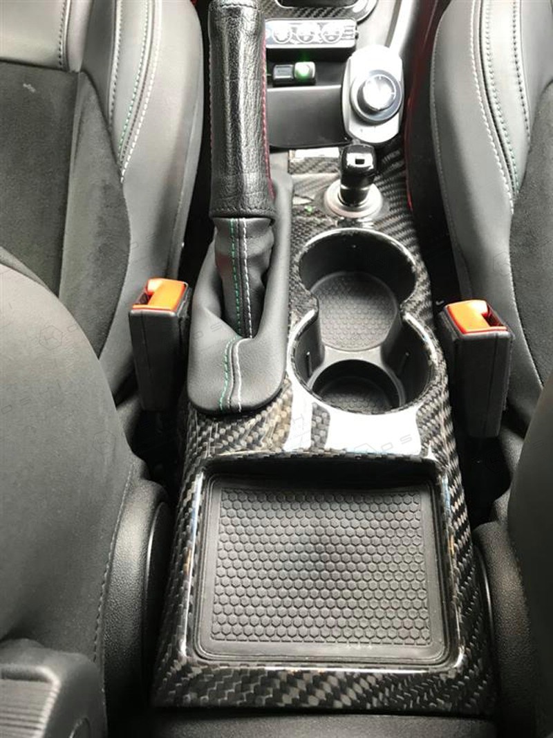 Alfa-Romeo-Giulietta-Central-Tunnel-Hand-Breake-Cover-Frame-1 Koshi Carbon Mitteltunnel Handbremse Abdeckrahmen