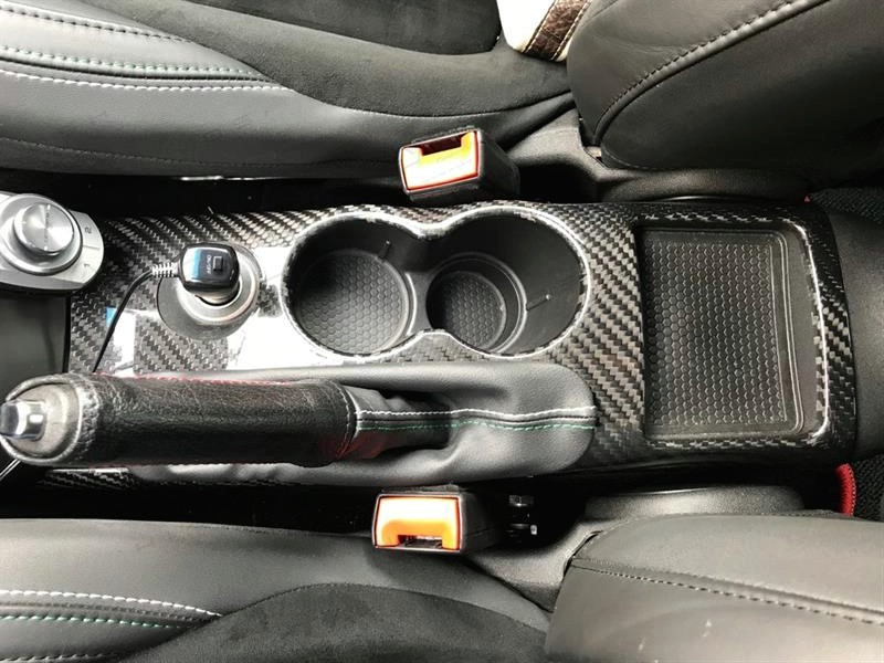 Alfa-Romeo-Giulietta-Central-Tunnel-Hand-Breake-Cover-Frame Koshi Carbon Mitteltunnel Handbremse Abdeckrahmen