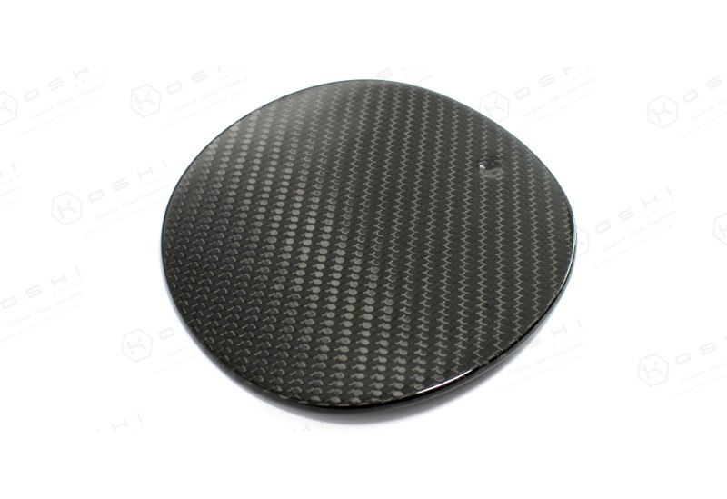 Carbon-fiber-Alfa-Romeo-Giulietta-2017-fuel-in-flap-cover-SKU-ARG-039-1-2 Koshi Carbon Tankdeckel-Verkleidung