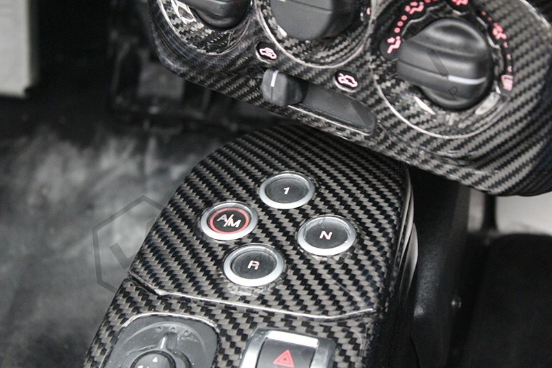 Alfa_Romeo_4C_Carbon_fiber_Central_MTA_Control_cover_3 Koshi Carbon MTA control cover