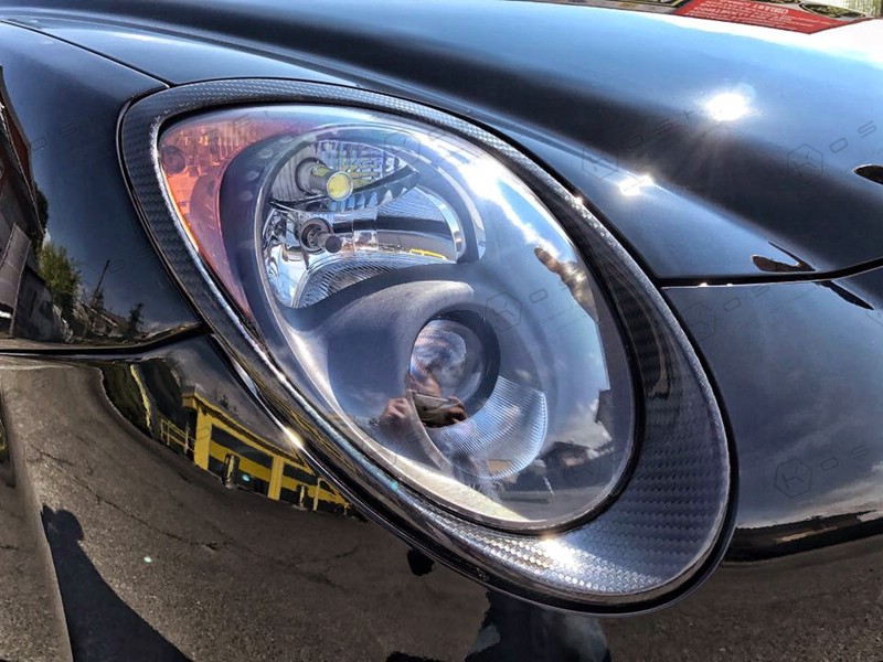 Koshi Carbon headlight trim