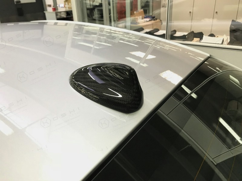 Koshi Carbon Antennenabdeckung