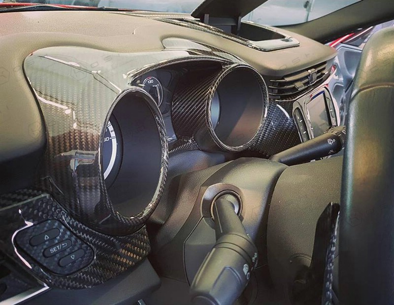 Alfa-Romeo-Giulietta-Instrument-Cover-Set Koshi Carbon Cockpit Verkleidung
