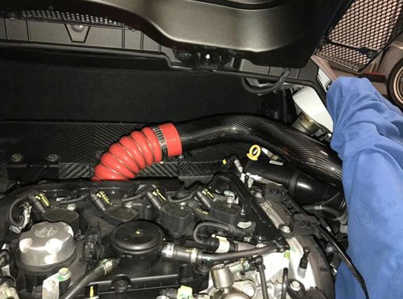 Koshi Carbon exhaust manifold cooling duct