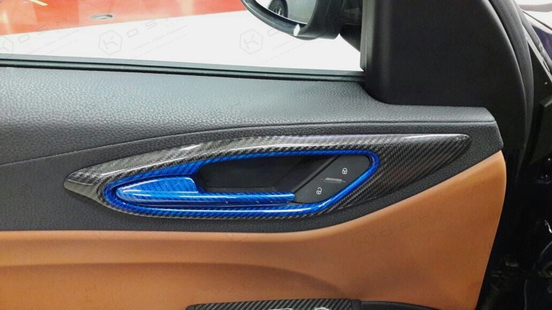 Alfa-Romeo-Giulia-Stelvio-internal-door-handles-1 Koshi Carbon Innere Türgriffabdeckungen